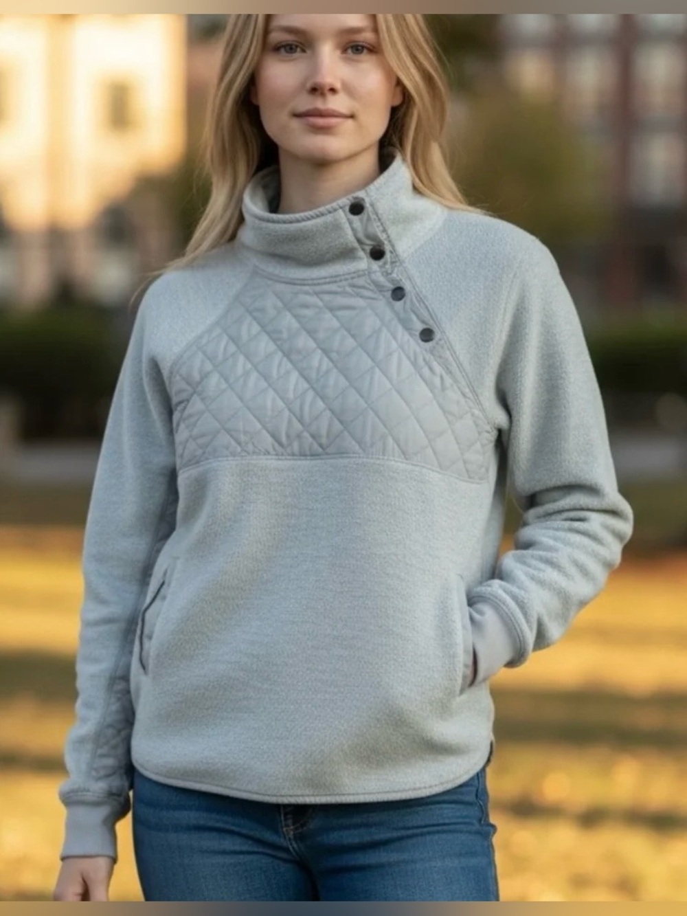 Abercrombie & Fitch Quilted Yoke Snap-Shoulder Turtleneck Pullover - Light Green
